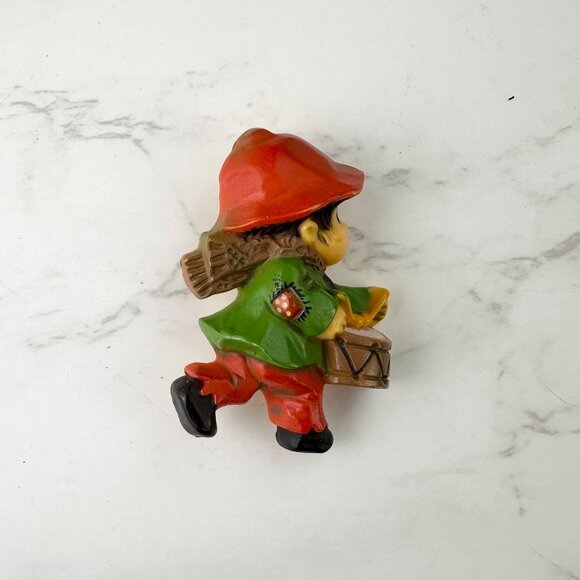 Vintage Hallmark Cards Inc. Molded Plastic Little Drummer Boy Pin Hallmark Cards - Picture 2 of 4